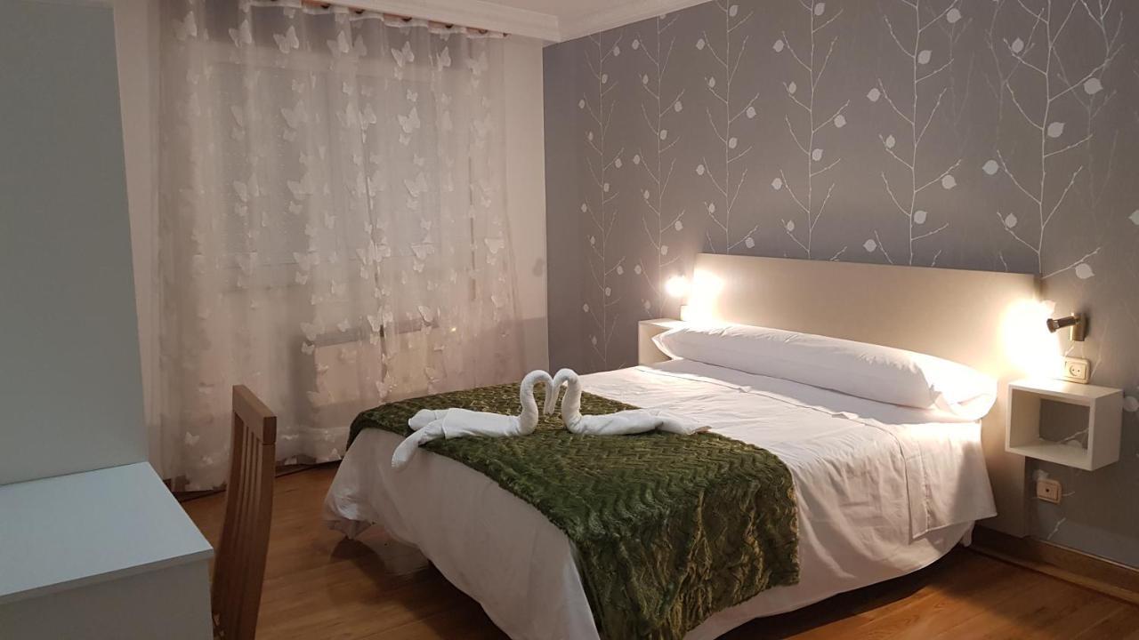Apartamentos Shalom 里瓦德奥 外观 照片