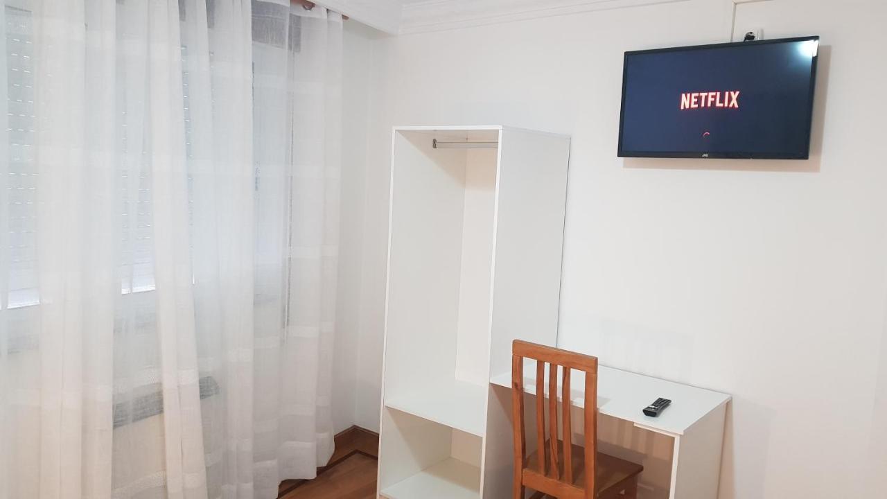 Apartamentos Shalom 里瓦德奥 外观 照片